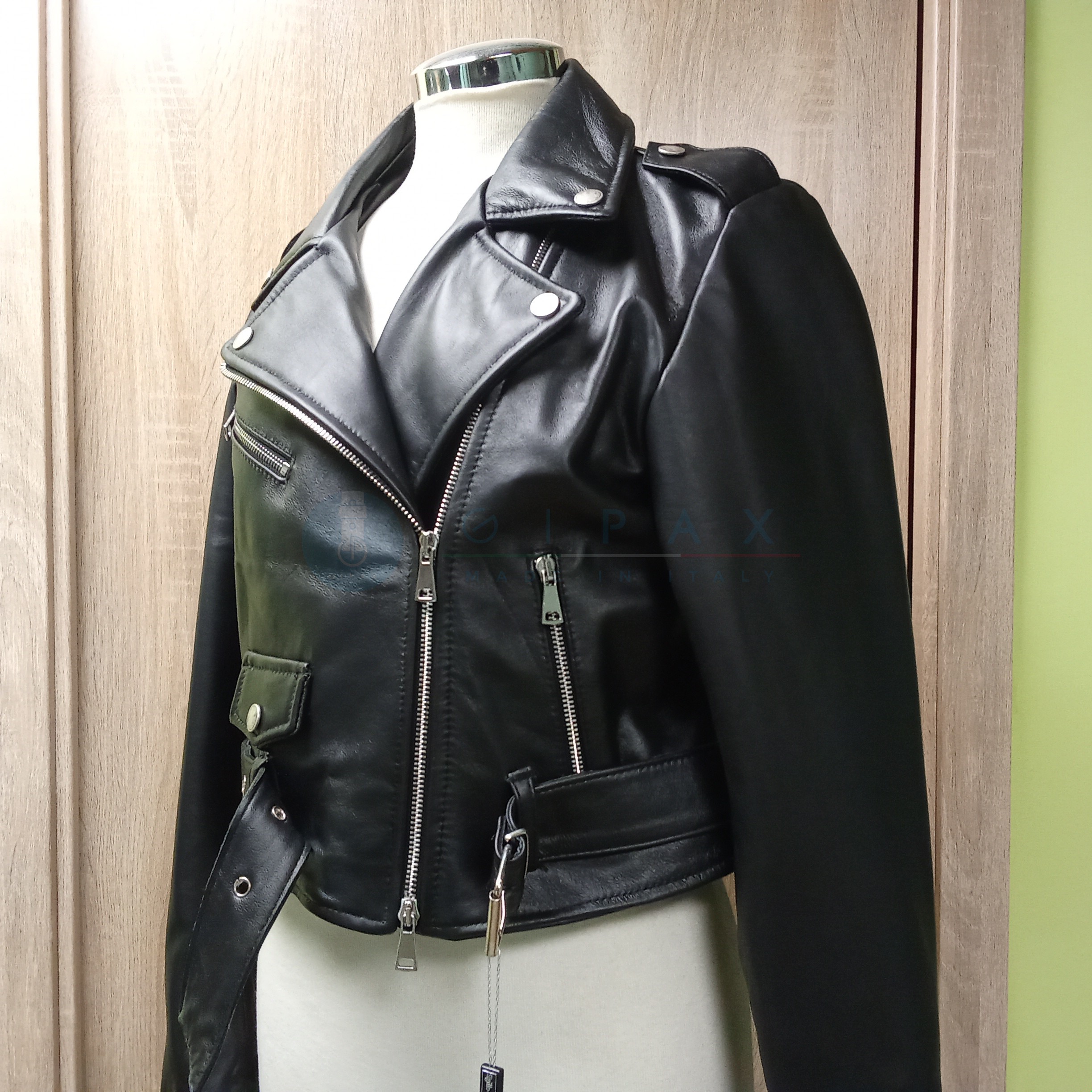 Chiodo short - immagine 2